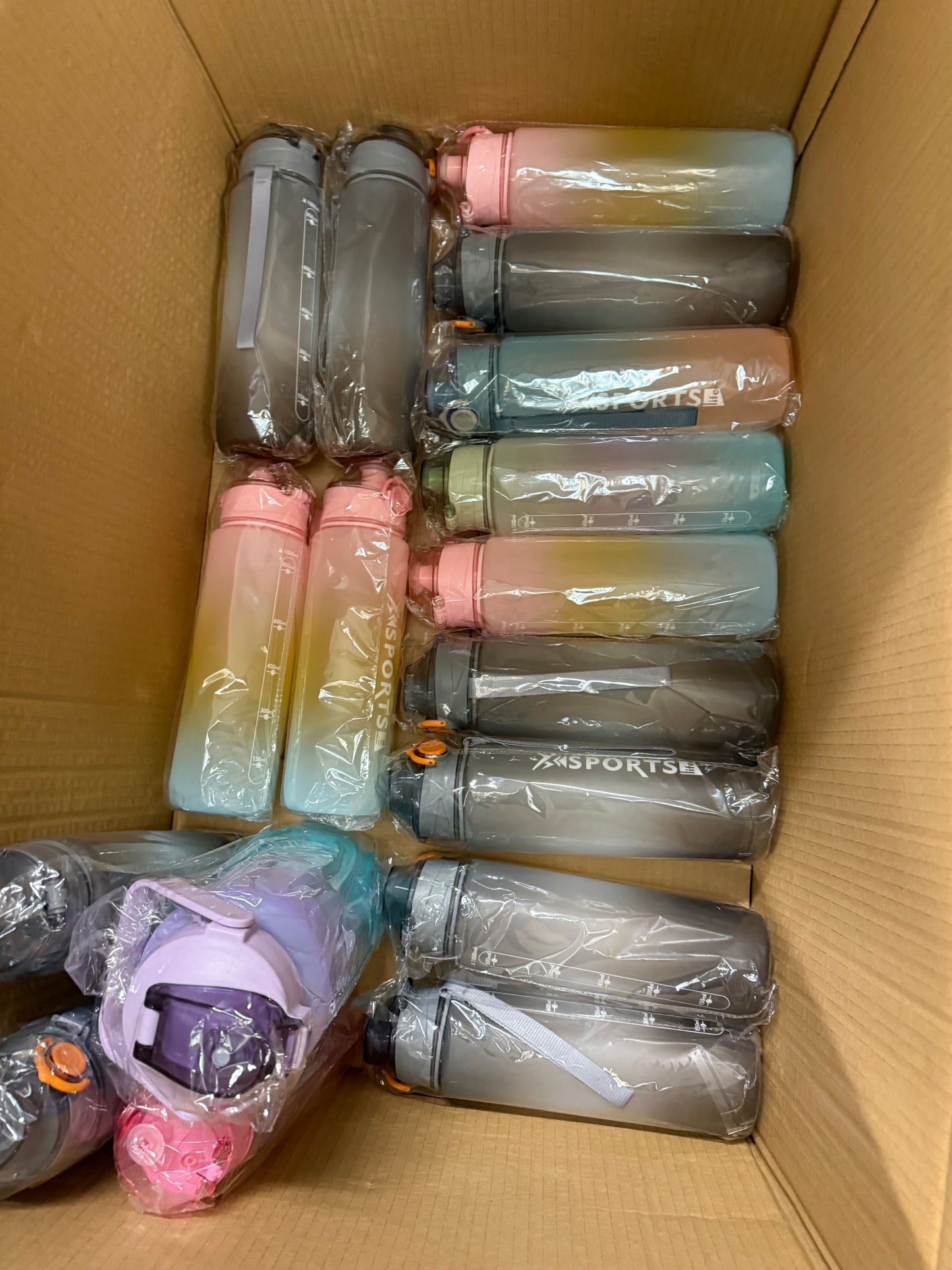 Joblot of 2 Litre & 1 Litre Water Bottles x 47 pcs - All new items