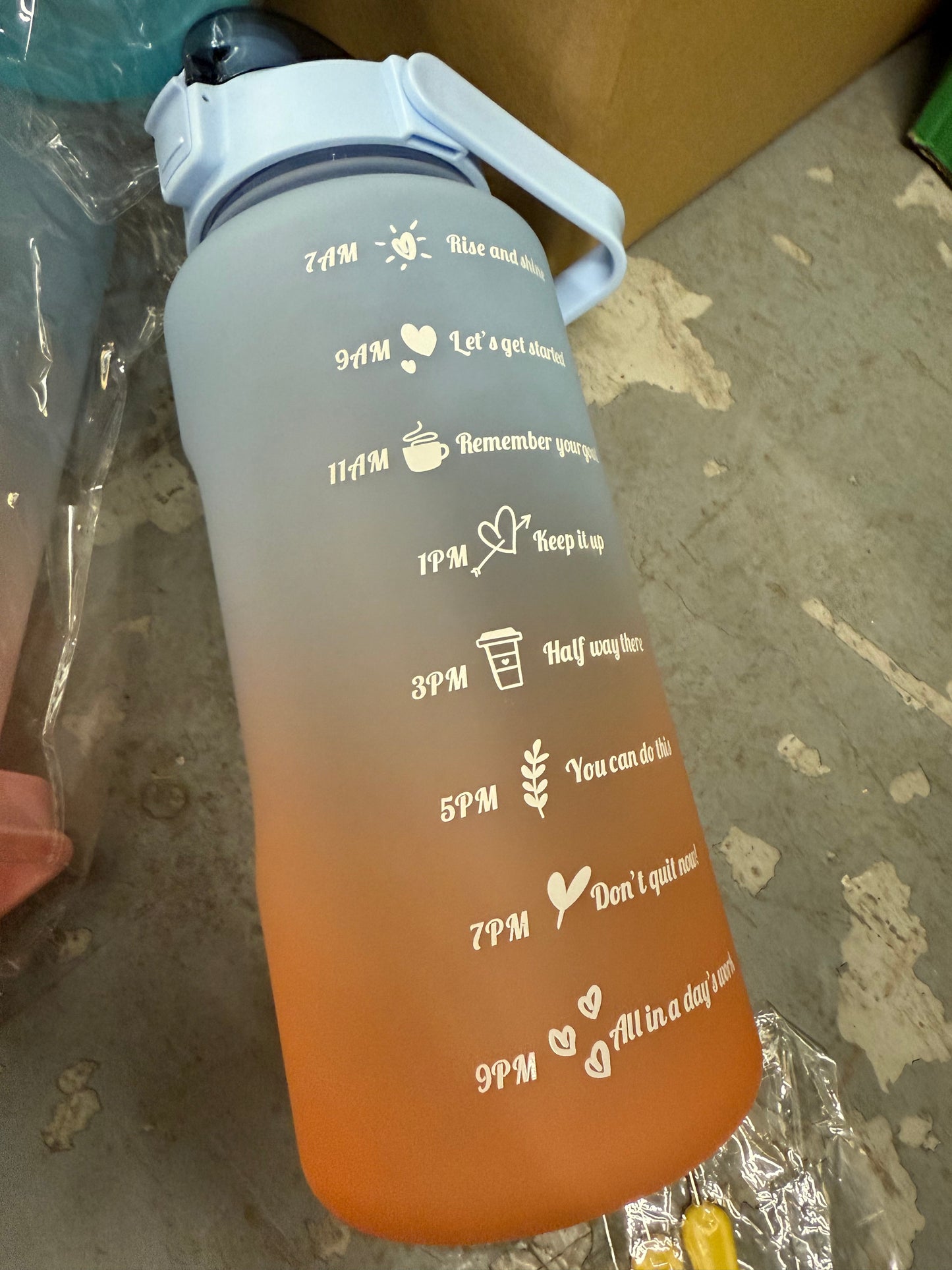 Joblot of 2 Litre & 1 Litre Water Bottles x 47 pcs - All new items