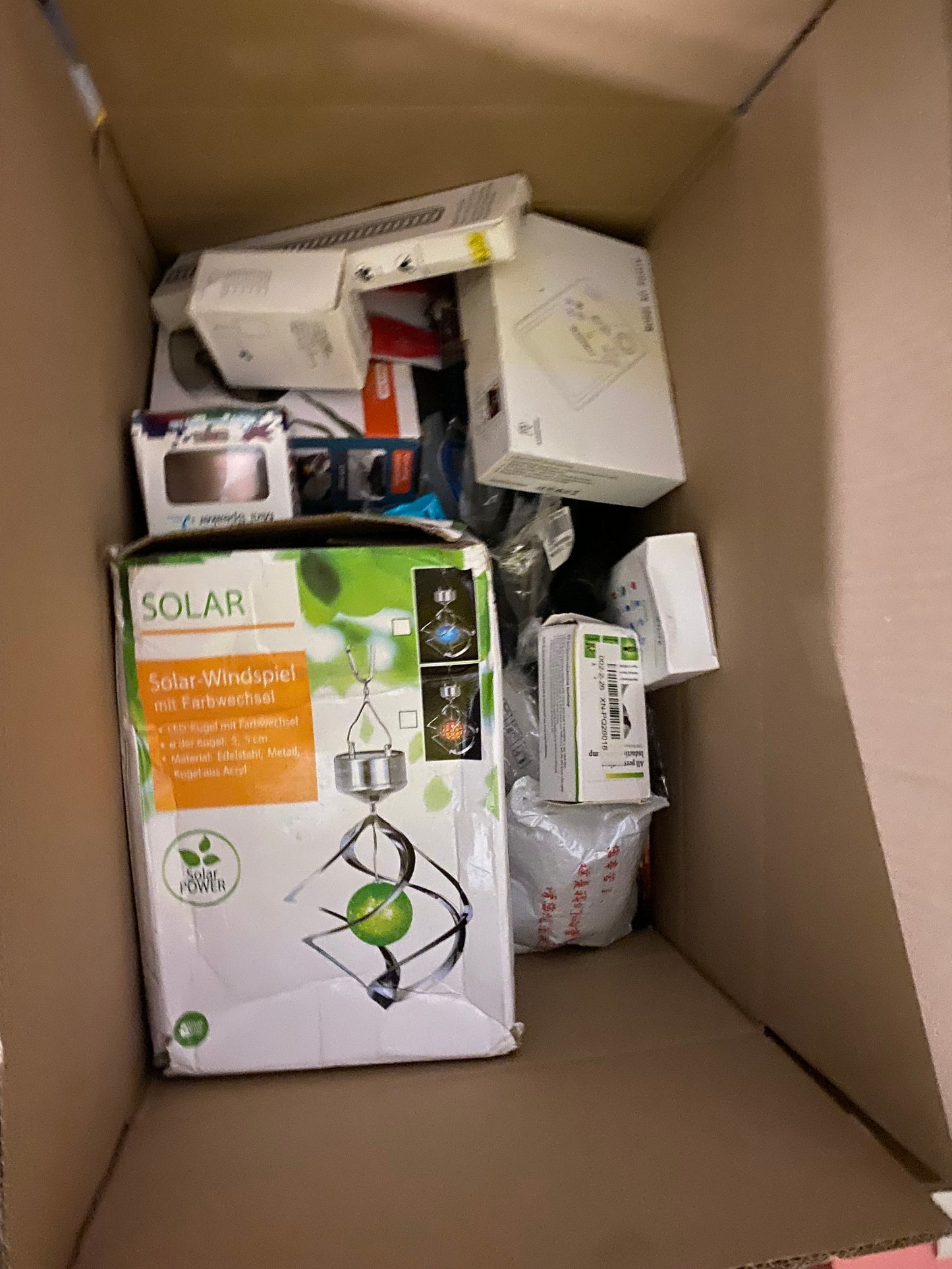 Amazon Electronics Mystery Box | Electronic | Gadget | Toys| Multi Media | 20 Items