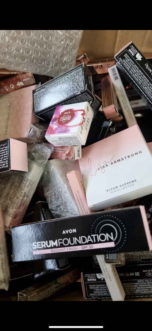 AVON Cosmetics Mix - Mystery Box - 100 Pcs Mix