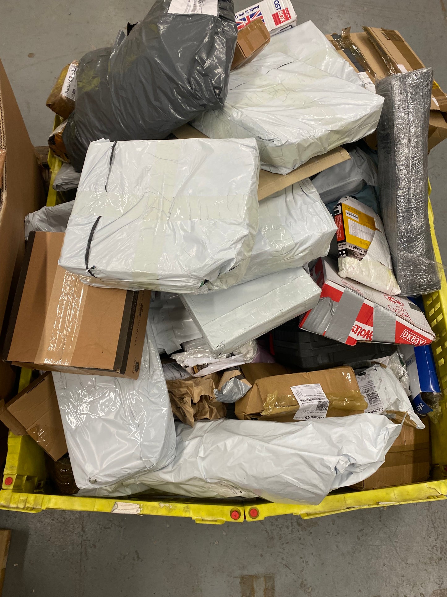 Royal Mail Undelivered Parcels |Customer Returns - Joblot