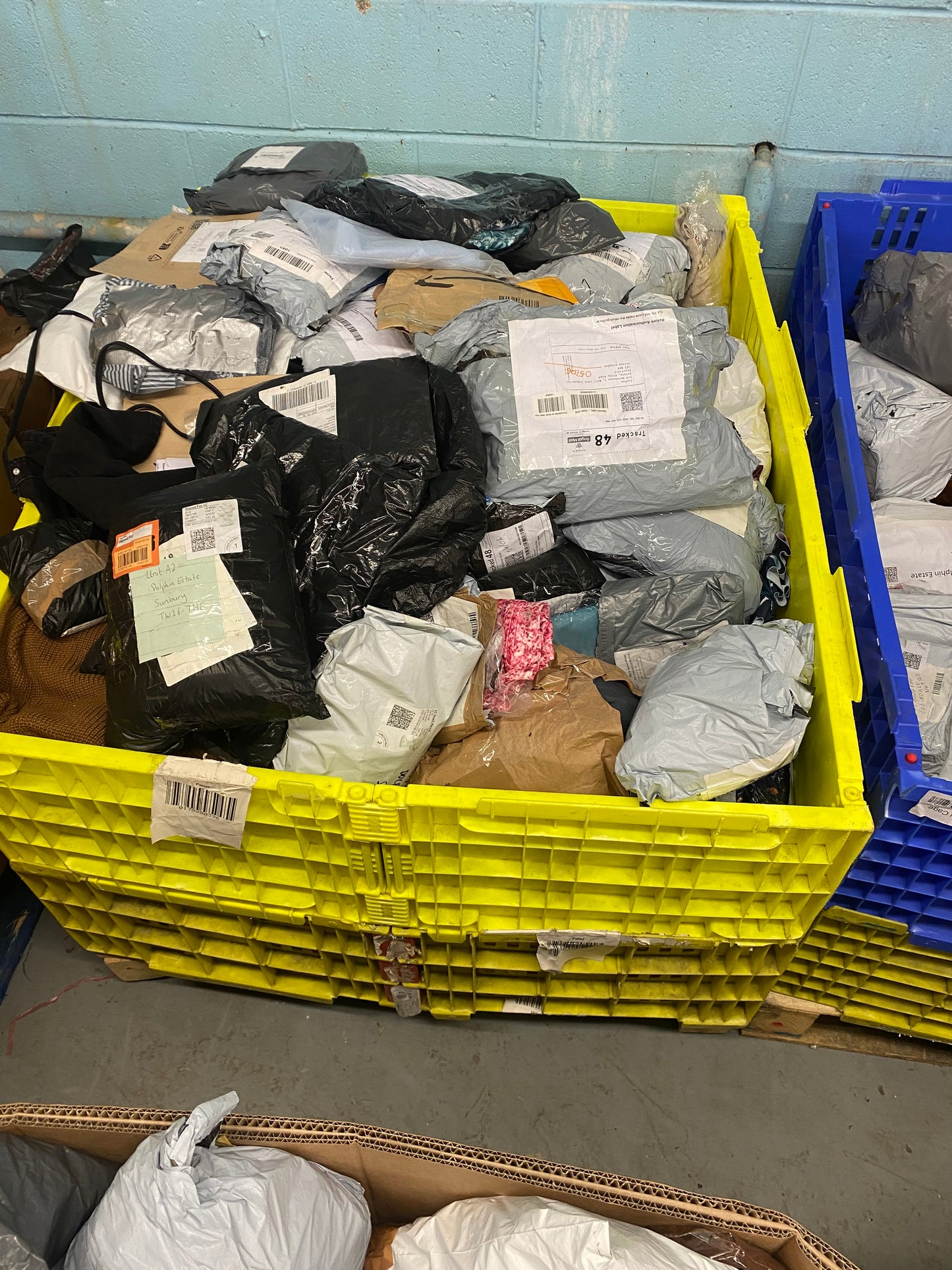 Royal Mail Undelivered Parcels |Customer Returns - Joblot