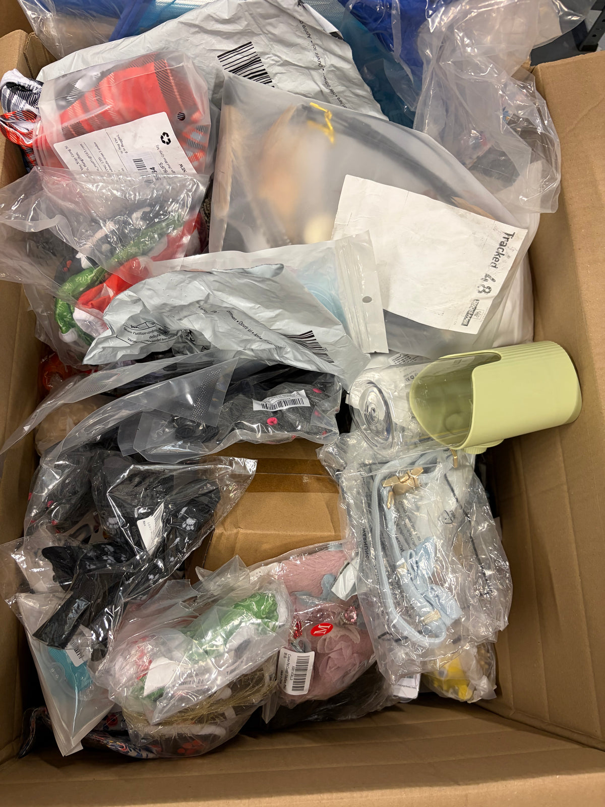 Pet Supplies & Accessories Box | 15KG