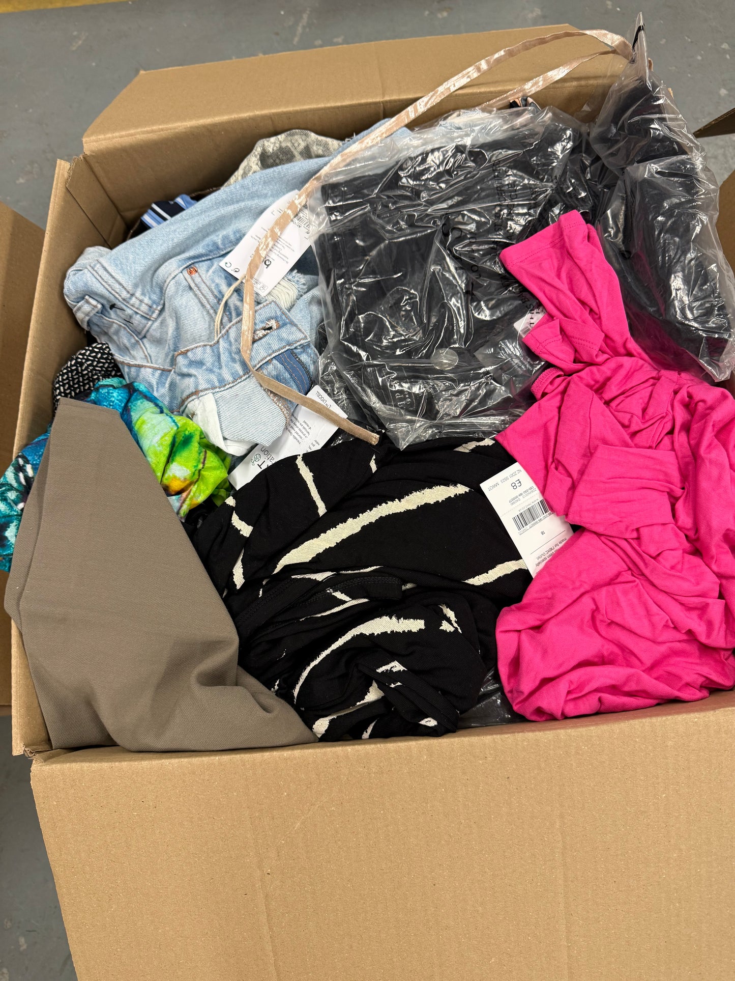 N*XT Clothing Mystery Box 17KG | Bundle Box Deals