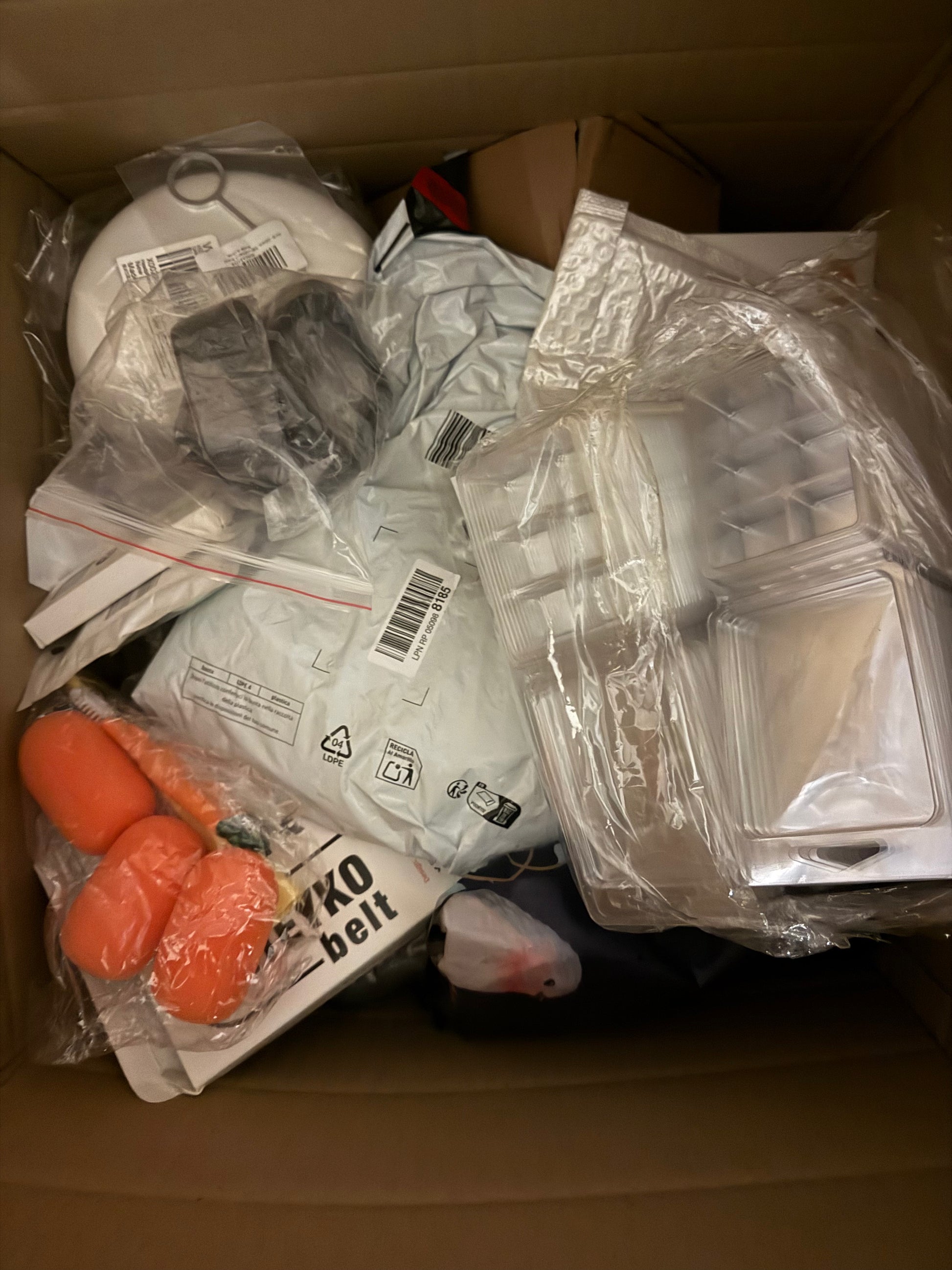 Amazon Returns Box Amazon Pallet Return - Boxes - Buy Returns From Amazon - Amazon Brand ...